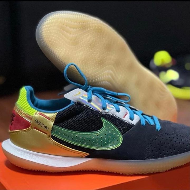 Nike%20Street%20Gato%20Futsal%20Shoe%20-%20Image%203
