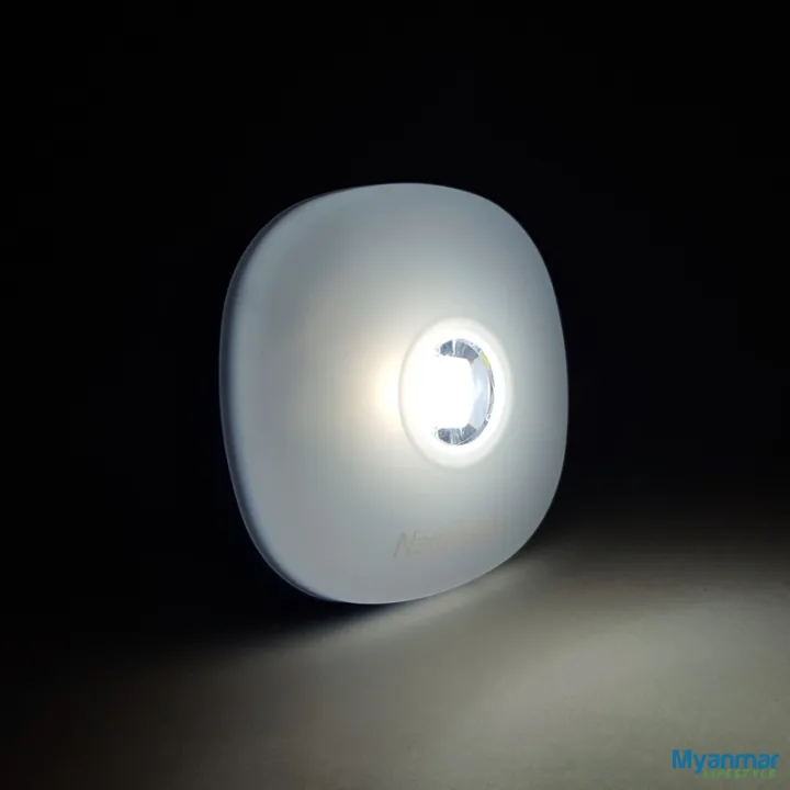 Waterproof%20Outdoor%20Camping%20Lantern%20-%20Image%207