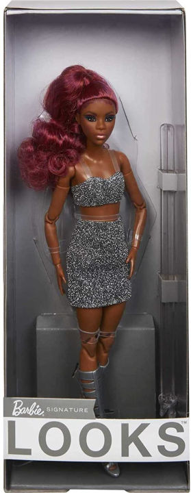 (Preorder)Barbie%20Signature%20Looks%20Doll%20Barbie%20Signature%20Red%20Curly%20Hairstyle%20(HCB77%20ID)%20%E1%80%80%E1%80%9C%E1%80%B1%E1%80%B8%E1%80%80%E1%80%85%E1%80%AC%E1%80%B8%E1%80%85%E1%80%9B%E1%80%AC%E1%80%A1%E1%80%9B%E1%80%AF%E1%80%95%E1%80%BA%C2%A0%20-%20Image%207