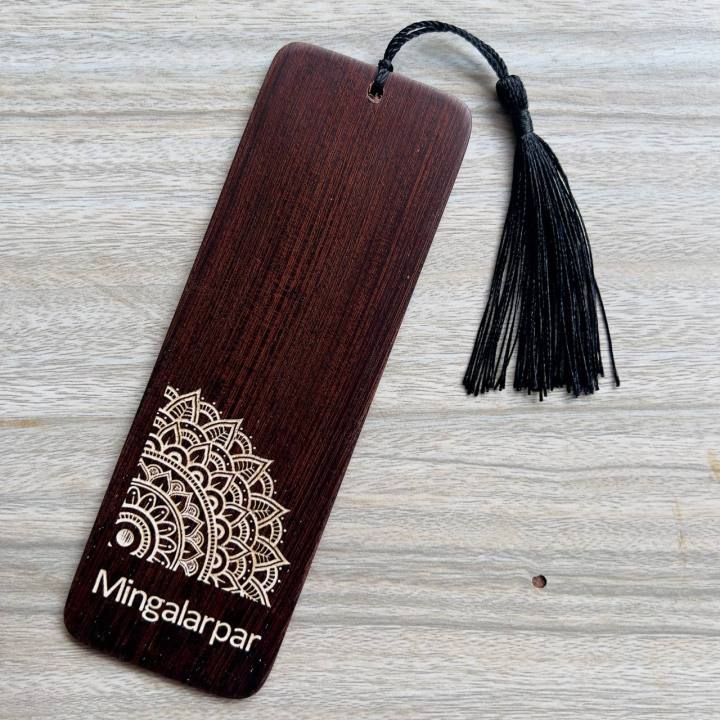 Wooden%20Laser%20Engraved%20Bookmark%20-%20Image%202