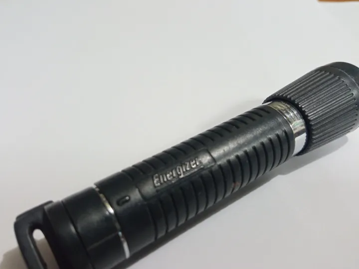 Energizer%20Yellow%20Light%20Torch%20for%20Jewellers%20Big%20or%20Small%20size,%202AA%20or%201AAA%20size,%20Very%20good%20second%20used%20-%20Image%207