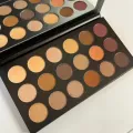Morphe 18T Truth Or Bare Artistry Palette. 