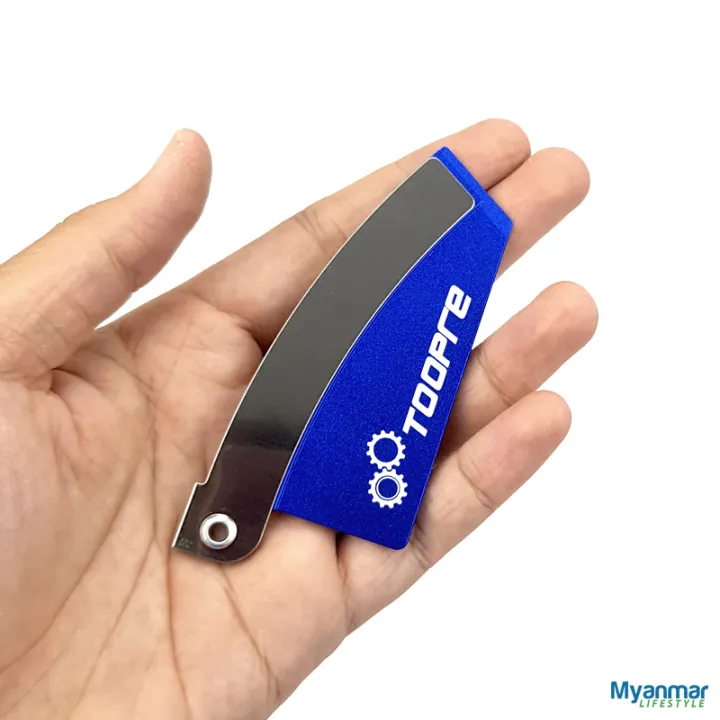 Bicycle%20Disc%20Brake%20Pads%20and%20Rotor%20Alignment%20Tool%20(with%20handle)%20%E2%80%93%20Toopre%20-%20Image%206