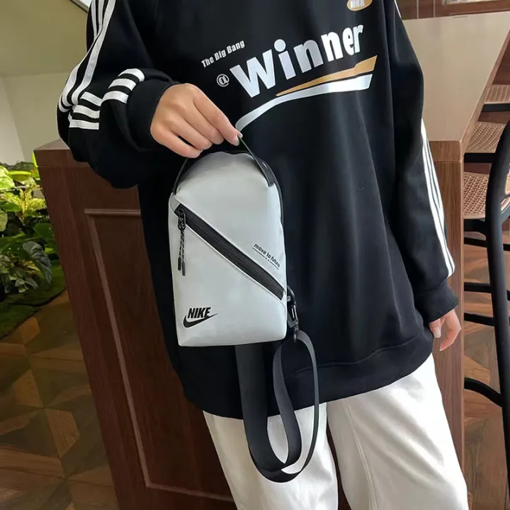 (Preorder)%20High%20Quality%20Messenger%20Bag,%20Casual%20Sports%20Bag%20for%20Men%20and%20Women,%20Chest%20Bag%20-%20Image%205