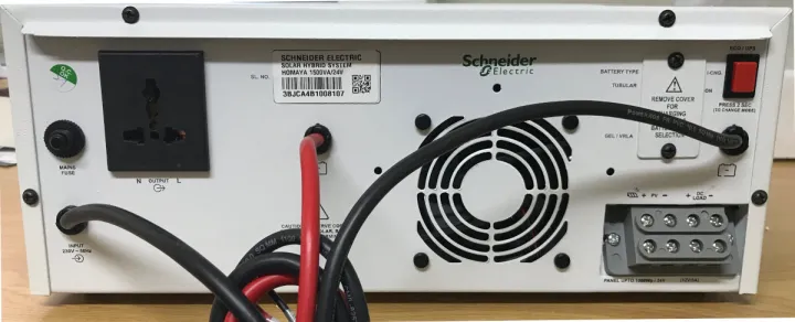 Schneider%20Solar%20Hybrid%20System%20850%20inverter%20-%20Image%202