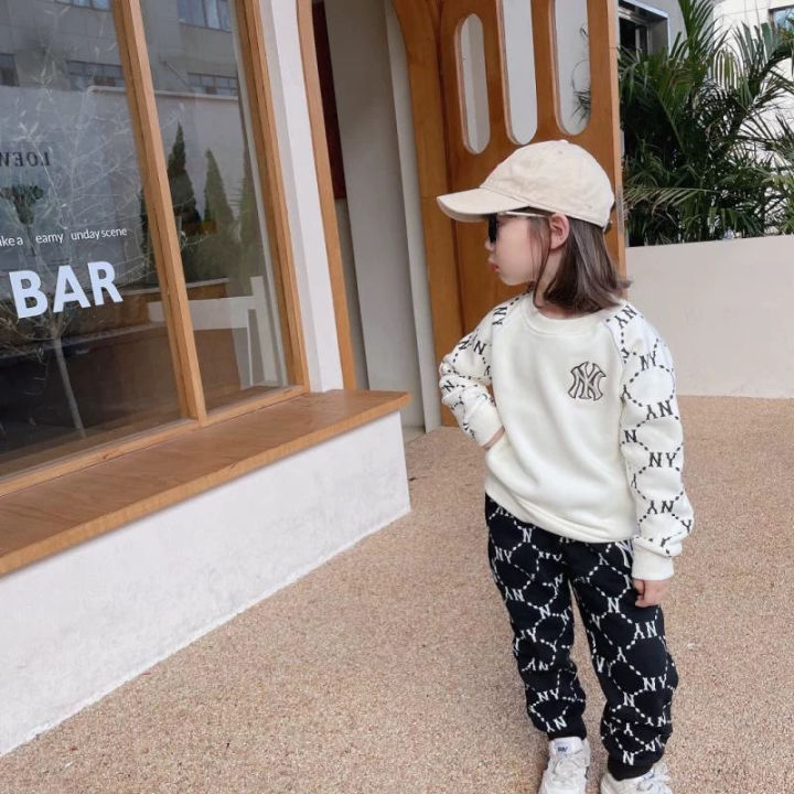 (Preorder)%20New%20Boys%20and%20Girls%20Cotton%20Embroidered%20Sports%20Two-piece%20Set,%20Soft%20and%20Comfortable%20-%20Image%205