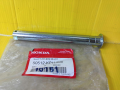 (Preorder) Wave 125 center stand shaft. Genuine Honda parts. Wave 125 S.R. Wave 125i turn signal windshield. Wave 100 U-box. Free shipping. Cash on delivery available. 50512-KPH-900. 