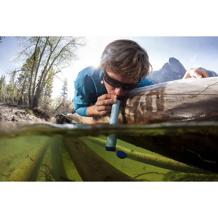 LifeStraw%20Personal%20Water%20Filter%20for%20Hiking,%20Camping,%20Travel,%20and%20Emergency%20Preparedness%20-%20Image%208