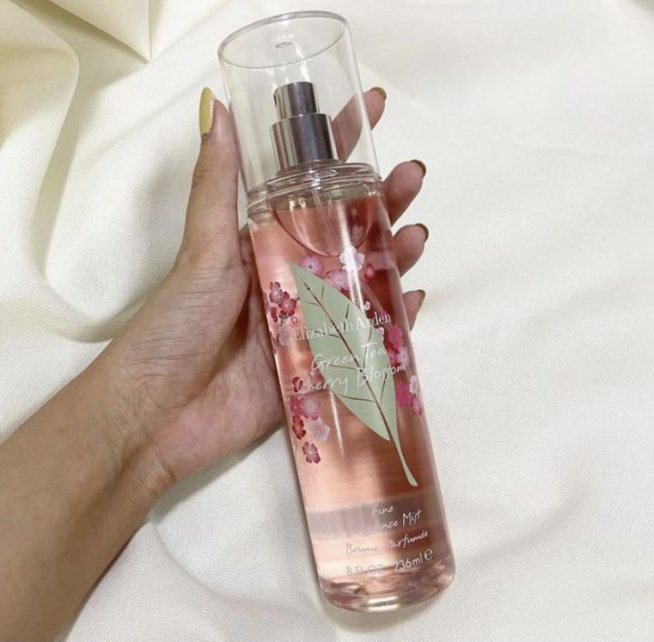 Elizabeth%20Arden%20cherry%20blossom%20fragrance%20body%20mist%20236ml%20-%20Image%204