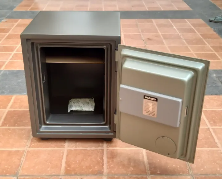 LEECO%20Fire%20Resistant%20Safebox%20One%20Key%20with%20One%20Combination%20Lock%201%20Hour%20Fire%20Rating%2025%20kg%20-%20Image%202