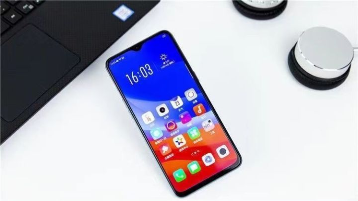 OPPO%20R15X%20Light%20sense%20screen%20Fringerprint%20Mobile%20(6GB+128B)%20-%20Image%206