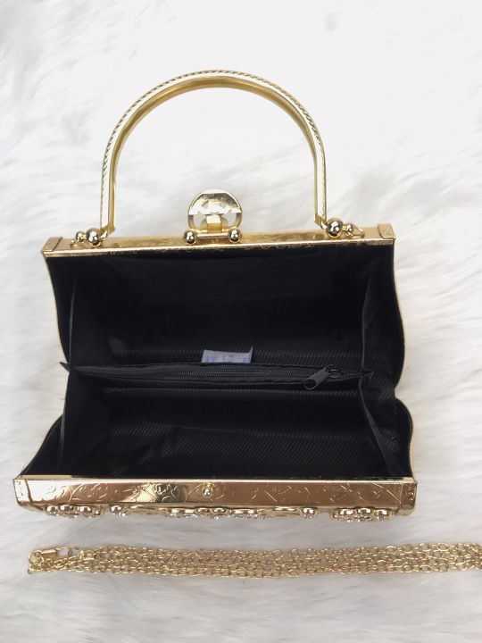 (Preorder)%C2%A0Women's%20handbag,%20wedding%20bag,%20evening%20bag,%20party%20bag,%20clutch%20bag%20with%20rhinestone%20embellishments%20on%20the%20front,%20medium%20size,%20STARCATE%20-%20Image%205
