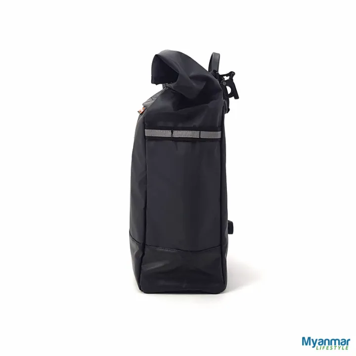 Bicycle%20Rack%20Carrier%20Bag%20%E2%80%93%20Pannier%20Bag%20%E2%80%93%20West%20Biking%20-%20Image%205