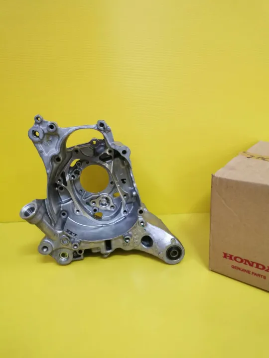 (Preorder)%20Right%20crankcase%20for%20PCX150,%20first%20model,%202012-2014,%20genuine%20Honda,%2011100-KZR-601,%20free%20shipping%20-%20Image%206