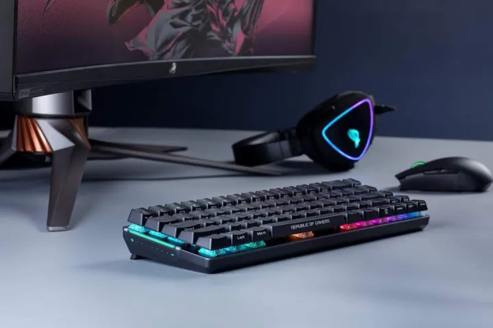 ASUS%20ROG%20FALCHION%2065%20Compact%20Wireless%20Gaming%20Keyboard%20/%20ASUS%20ROG%20FALCHION%20Wireless%20Mechanical%20Gaming%20Keyboard%20/%20ASU%20ROG%20FALCHION%2065%20Gaming%20Keyboard%20/%20ASUS%20ROG%20Gaming%20Keyboard%20-%20Image%205