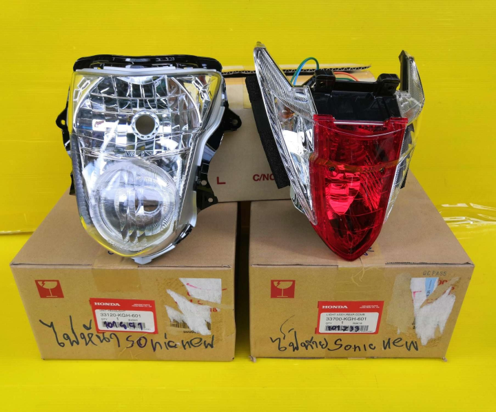 (Preorder) New Sonic headlight and taillight, genuine Honda parts, KGH-601. 2 pieces as shown. Free shipping, cash on delivery.