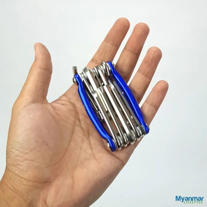 Rescue%20Bike%20Multi-Tool%20(11%20tools%20in%201)%20%E2%80%93%20West%20Biking%20-%20Image%203