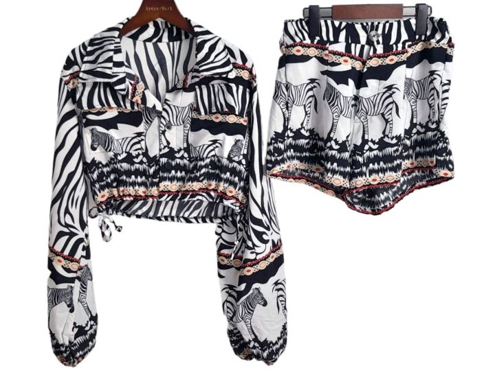 One Set Crop Top with waist string and Short Pant Casual Wear Comfortable AyeyarMark