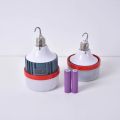 Retractable 18650 rechargeable LED light bulb mobile night market light emergency rechargeable light. 