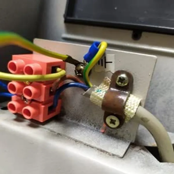 30A%2012%20Way%20Connector%20Strip%20Terminal%20Block%20-%20Image%205