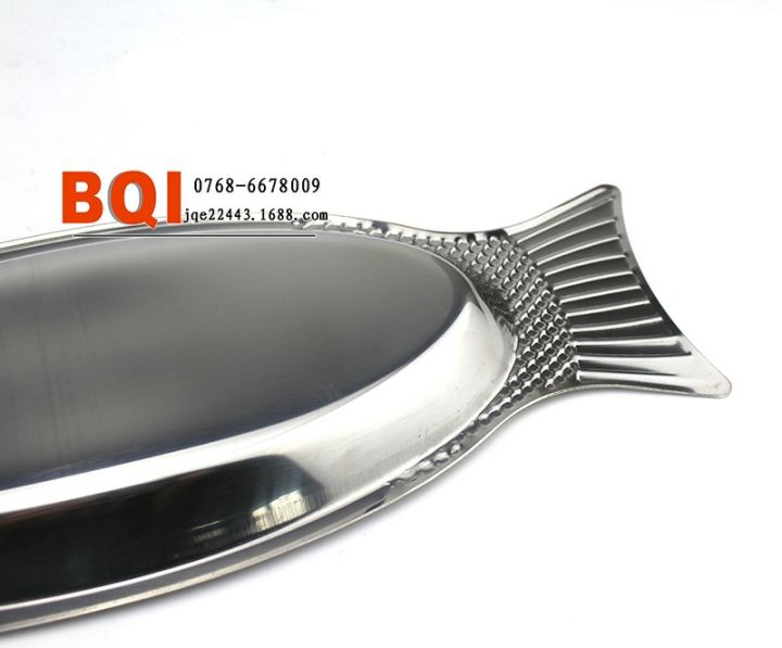 Fish%20shape%20steel%20tray%20-%20Image%203