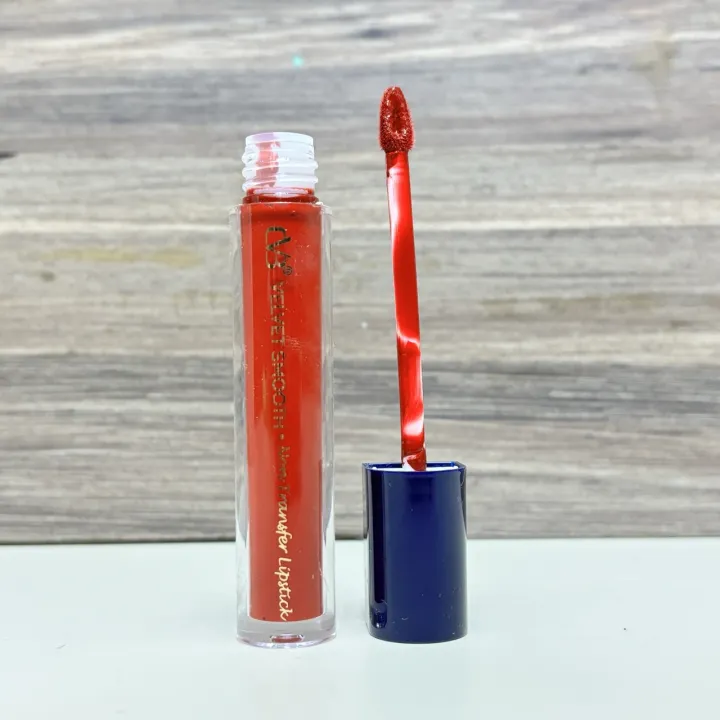 CVB%20Velvet%20Smooth%20Non%20Transfer%20Long%20Lasting%20Lipstick%203.8gm%20-%20Image%209