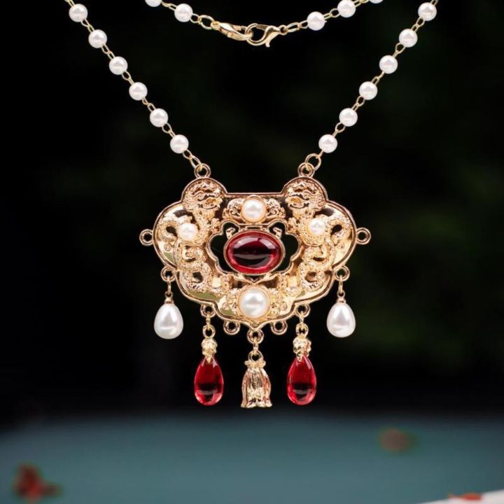 Elegant%20Chain%20Choker%20Vintage%20Hanfu%20Necklace%20Flower%20Collar%20Longevity%20Lock%20Pendant%20Chinese%20Style%20Tang%20Dynasty%20Ruyi%20Choker%20Girls%20-%20Image%207