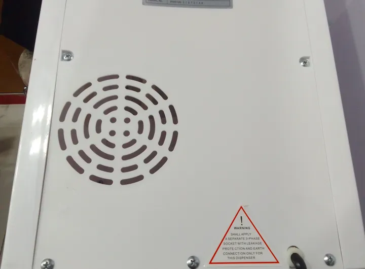 Saptter%20Water%20Dispenser%20-%20Image%203