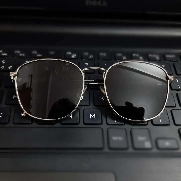 Silver%20Metal%20Frame%20Black%20%20Trendy%20Premium%20Sunglasses%20For%20Men%20-%20Image%203