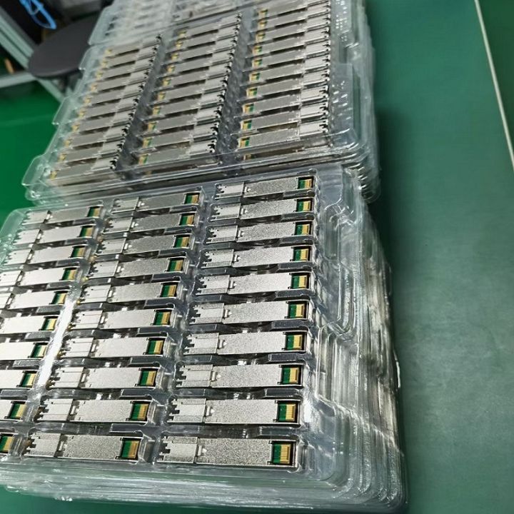 Pazzy%20SFP%20Fiber%20Module%20Ethernet%20Port%20RJ45%20Module%201000BASE-T%20Switch%20Connector%20Copper%20Compatible%20with%20Cisco/Mikrotik%20Gigabit%20Ethernet%20-%20Image%204