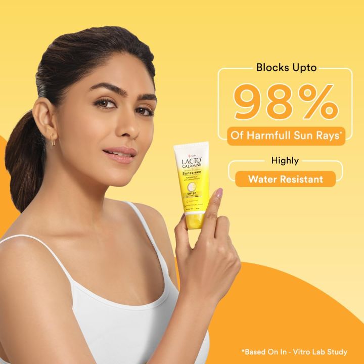 Lacto%20Calamine%20Sunscreen%20SPF%2050%20%7C%2050g%20%7C%20PA%20+++%20Sunscreen%20For%20Oily%20Skin%20%7C%20UVA%20%E2%80%93%20UVB%20Sunscreen%20%7C%20Water%20Resistant%20&%20No%20White%20Cast%20%7C%20With%20Kaolin%20Clay,%20Vitamin%20E%20&%20Lemon%20Extracts%20%7C%20Paraben%20Free%20-%20Image%204