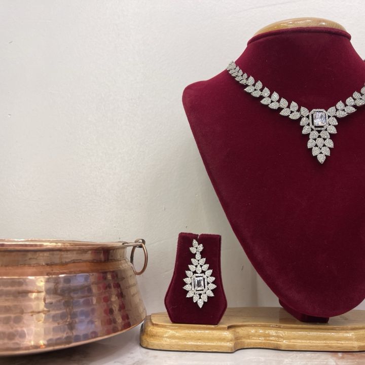 Premium%20Quality%20Silver%20Plated%20AD%20Necklace%20Set%20For%20Women%20-%20Image%203