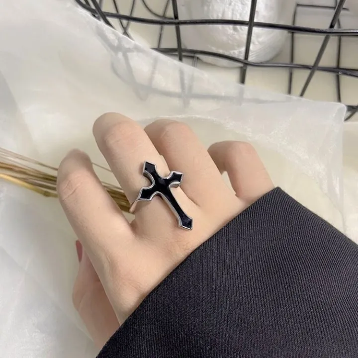 European%20and%20American%20Retro%20Personality%20Hip-Hop%20Fashion%20Cross%20Ring%20for%20Men%20and%20Women,%20Oil%20Drip%20Punk%20Trendy%20Handmade%20Ancient%20Style%20Ring%20-%20Image%205