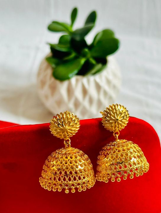 Gold%20Plated%20Pinjara/%20Pinjada%20Earring%20Small%20Jhumka%20For%20Girls%20And%20Women%20-%20Image%203
