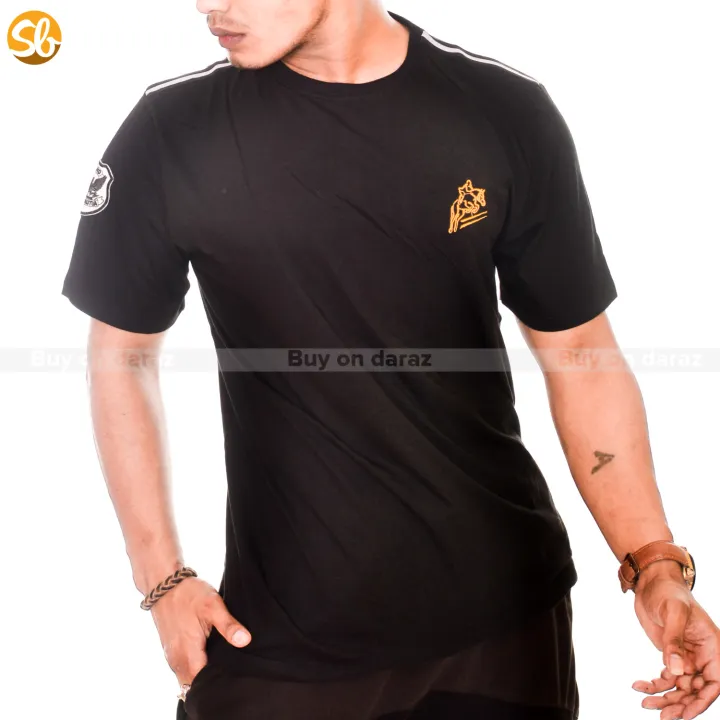 Black%20Bordered%20Round%20Neck%20T-Shirt%20For%20Men%20-%20Image%203