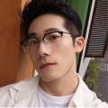 Fashion Square Photochromic Glasses Man Luxury Anti Blue Light Glasses Classic Color Changing Eyewear Men Metal Frame. 