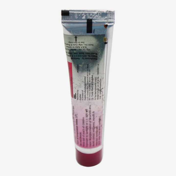 Skinbrite%20Cream%20For%20Dark%20And%20Discoloured%20Patches%20On%20The%20Skin%2015Gm%20-%20Image%203