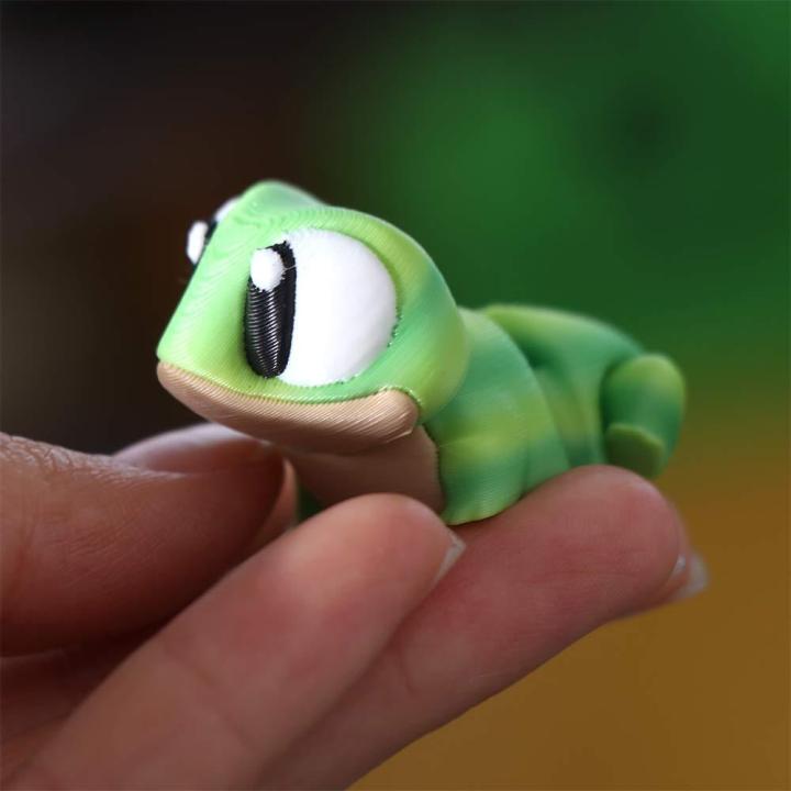 Kawaii%20Joint%20Movable%20Simulation%20Gecko%20Frog%20Model%20Green%20Frogs%20Craft%20Decor%20Pet%203D%20Printing%20Toys%20Cartoon%20Collection%20Frog%20Animals%20Ornaments%20Computer%20Ornament%20-%20Image%203