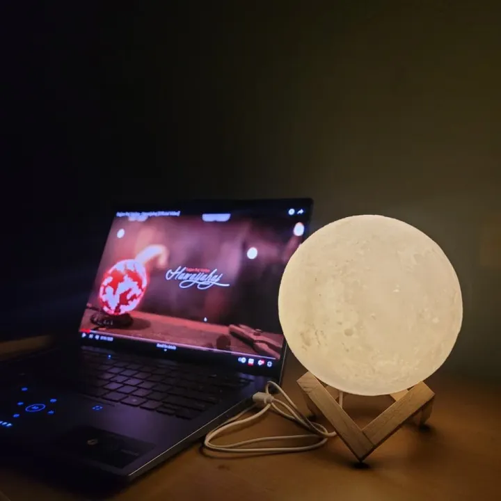 Moon%20Lamp%20With%20Wooden%20Base%20Home%20Decor%20Light%20-%20Image%204