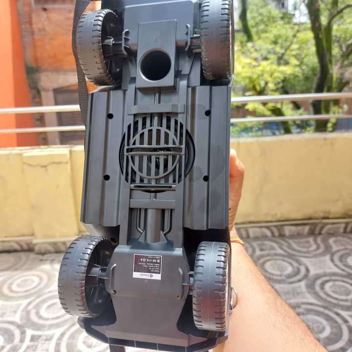 Kisonli%20B2%20Solar-Powered%20Bluetooth%20Car%20Speaker%20for%20Kids%20%E2%80%93%20Portable,%20Hands-Free,%20Long%20Battery%20Life%20-%20Image%208