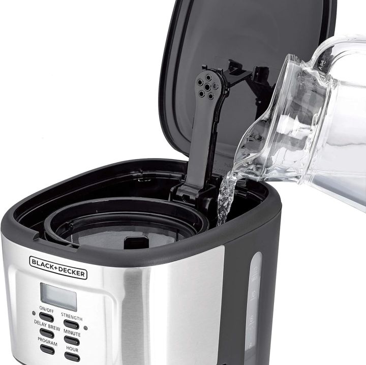 Black+Decker%20900W%2012%20Cup%2024%20Hours%20Programmable%20Coffee%20Maker%20With%201.5L%20Glass%20Carafe%20And%20Keep%20Warm%20Feature%20For%20Drip%20Coffee%20And%20Espresso,%20Black%20-%20Dcm85-B5%20-%20Image%205