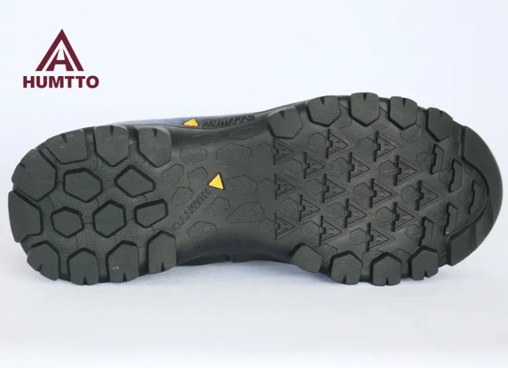 High-top%20hiking%20shoes%20-%20Image%202