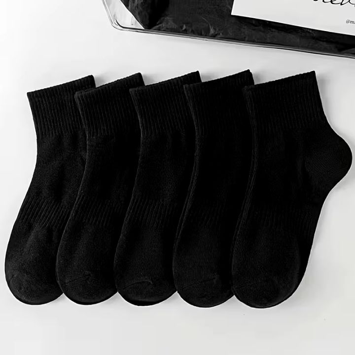 Mid%20Tube%20Sports%20Socks%20For%20Men%20And%20Women%20-%205%20Pairs%20-%20Image%204
