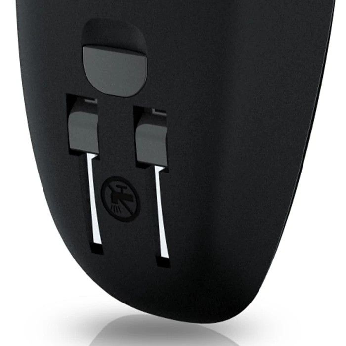 Philips%20PQ182%20Two%20Heads%20Rechargeable%20Travel%20Shaver%20-%20Image%203