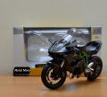 Kawasaki H2 R Ninja 1:12 Scale Diecast Model Motorcycle. 