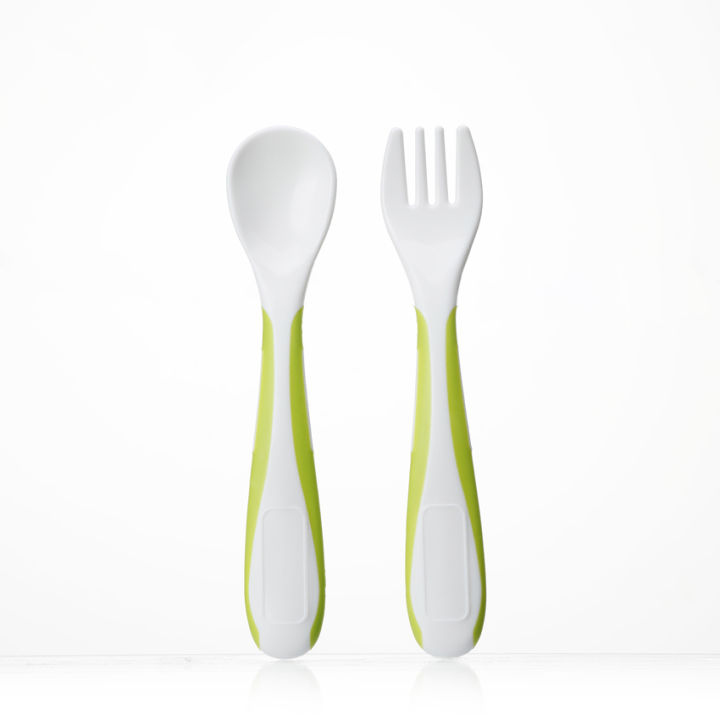 Mini Bi Color Plastic Baby Feeding Fork And Spoon Set Sensitive Plastic PP Color Change Baby Food Feeding Spoon 2 PCS Set