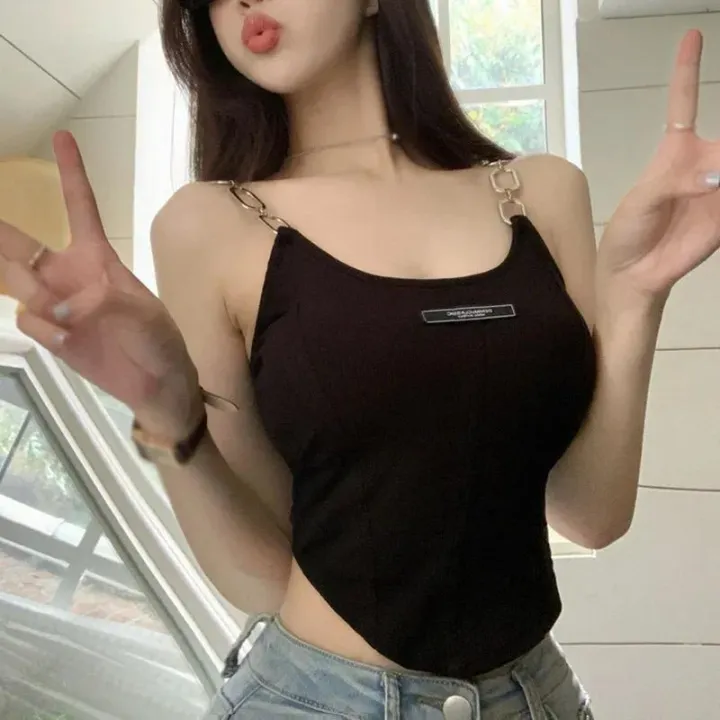 Solid%20color%20Women's%20sleeveless%20tops%20slim%20fit%20with%20chest%20pad%20summer%20women's%20vests%20Letter%20Design%20Chain%20shoulder%20strap%20-%20Image%2010