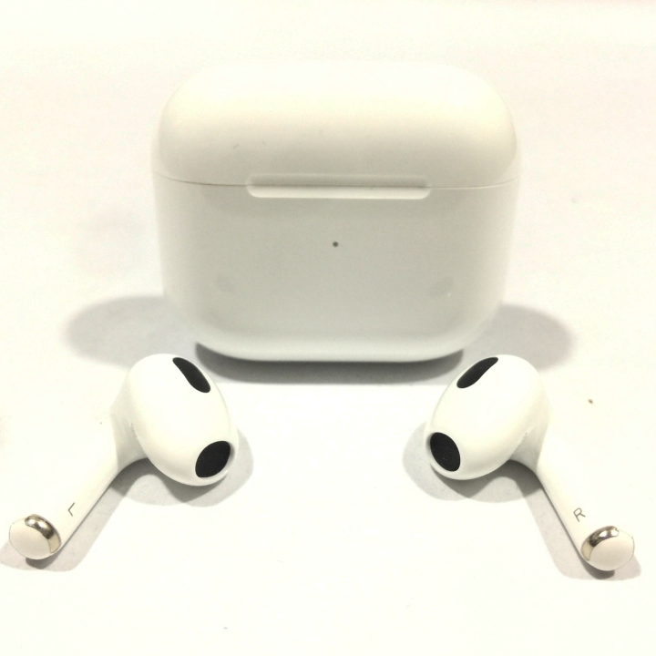 True%20Wireless%20Earbuds%20TWS%20Headset%20P3%20-%20Image%204