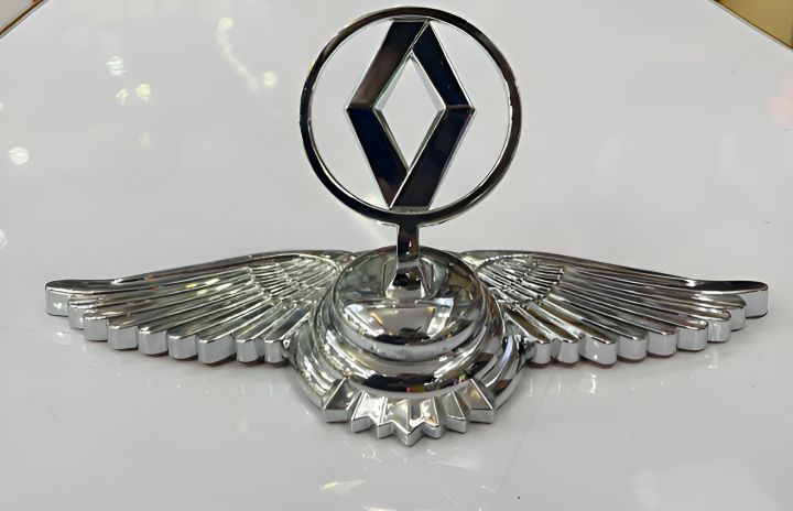 Duster Bonnet Logo With Wings For All Duster Cars
