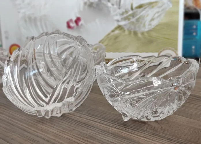 Kaida%20Glassware%20Crystalline%20Romance%20Design%20Glass%20Desert%20Bowl%20Set%20(Transparent)%20-%20Pack%20of%206%20pcs%20-%20Image%204